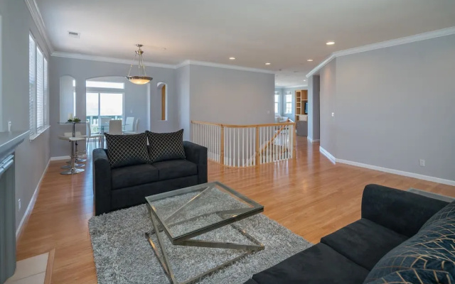 photo 2 of Hilltop 4 Br W Gorgeous SF Bay Panoramic Views by RedAwning