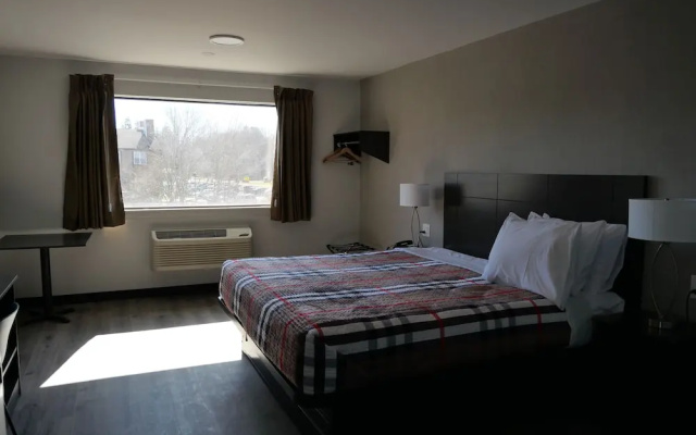 photo 5 of Hilltop Express Inn