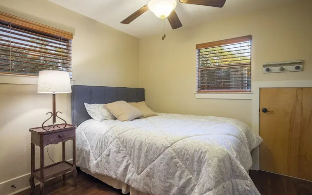 photo 5 of Hilltop Hideaway 14438 by RedAwning