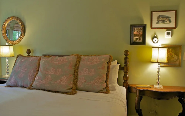 photo 5 of Hilltop Inn