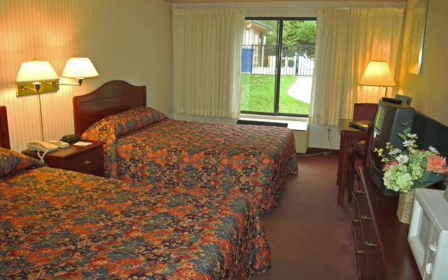 photo 3 of Aderi Hotel Niantic