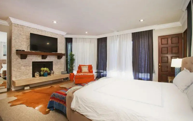 photo 2 of Hillview Spanish Villa