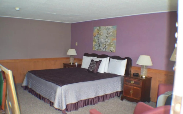photo 2 of Hillwinds Lodge