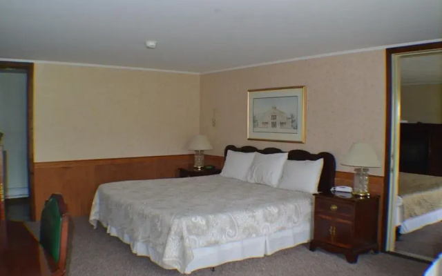 photo 4 of Hillwinds Lodge
