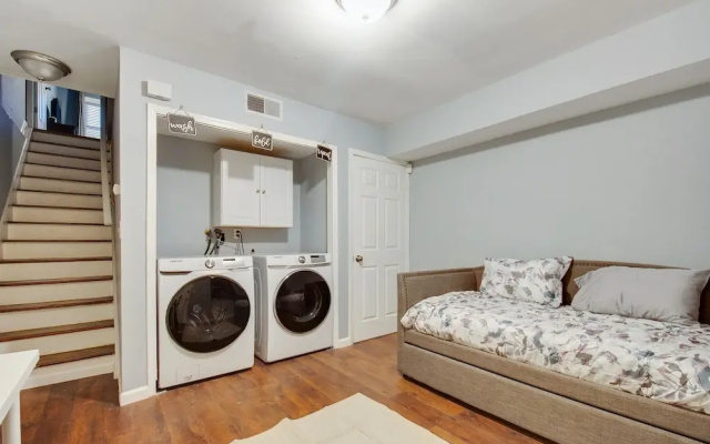 photo 5 of Hillyer Manner - Comfy Townhouse In Great Location! 3 Bedroom Townhouse by Redawning