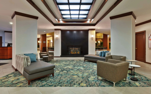 photo 2 of Hotel Auburn Hills