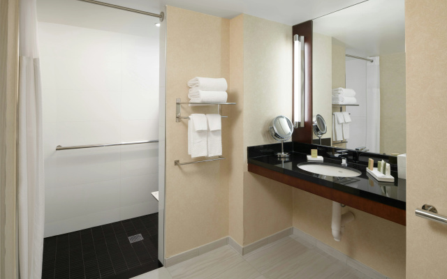 photo 4 of Hilton Charlotte Uptown
