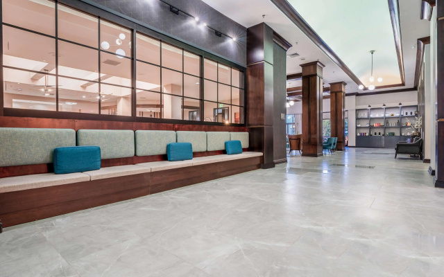photo 2 of DoubleTree by Hilton South Charlotte Tyvola