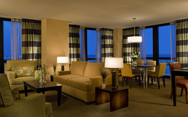 photo 3 of Hilton Chicago O'Hare Airport