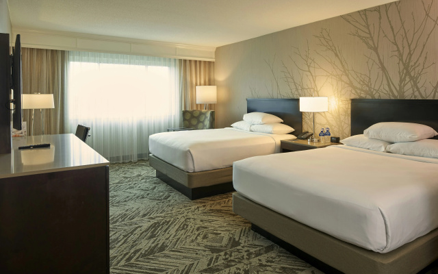 photo 5 of Hilton Cincinnati Airport