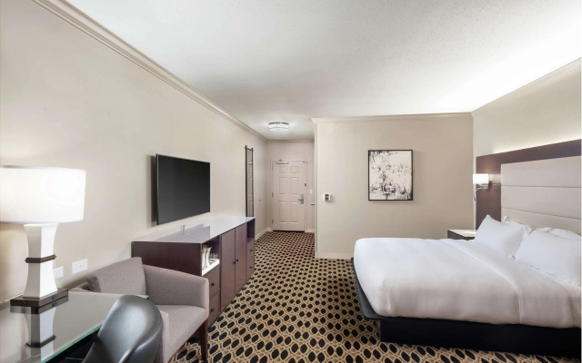 photo 4 of Hilton Columbia Center