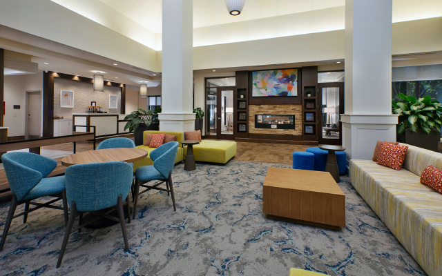 photo 2 of Hilton Garden Inn Akron