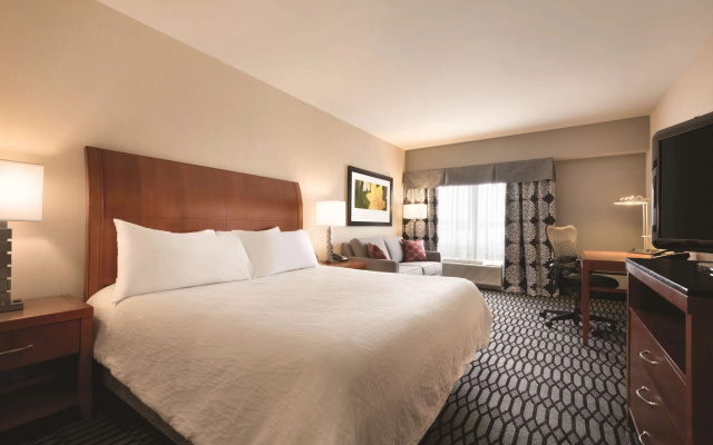 photo 3 of Hilton Garden Inn Akron Canton Airport
