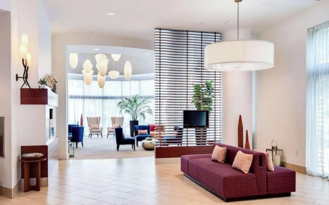 photo 3 of Hilton Garden Inn Alexandria Old Town