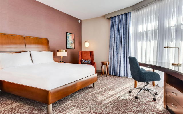 photo 5 of Hilton Garden Inn Alexandria Old Town National Harbor
