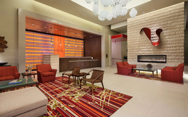 photo 2 of Hilton Garden Inn Atlanta Midtown