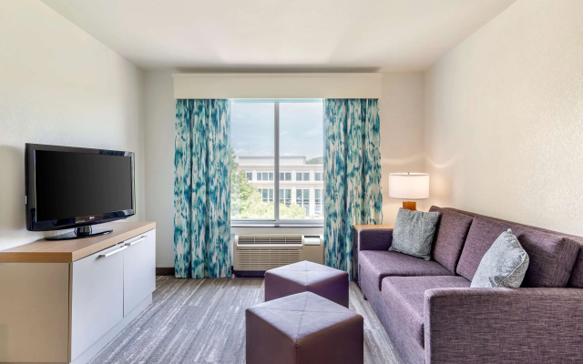 photo 2 of Hilton Garden Inn Atlanta NE/Gwinnett Sugarloaf