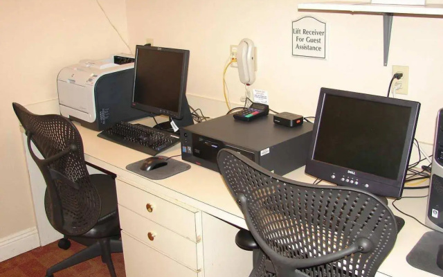 photo 5 of Hilton Garden Inn Baton Rouge Airport