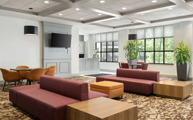 photo 2 of Hilton Garden Inn Bloomington