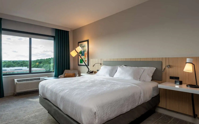 photo 4 of Hilton Garden Inn Boston Canton