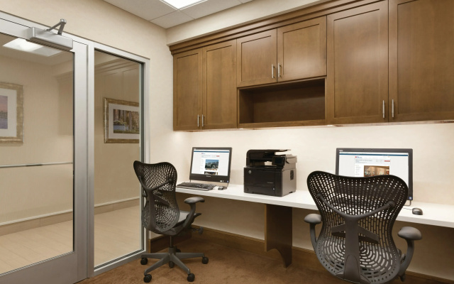 photo 2 of Hilton Garden Inn Boston Logan Airport