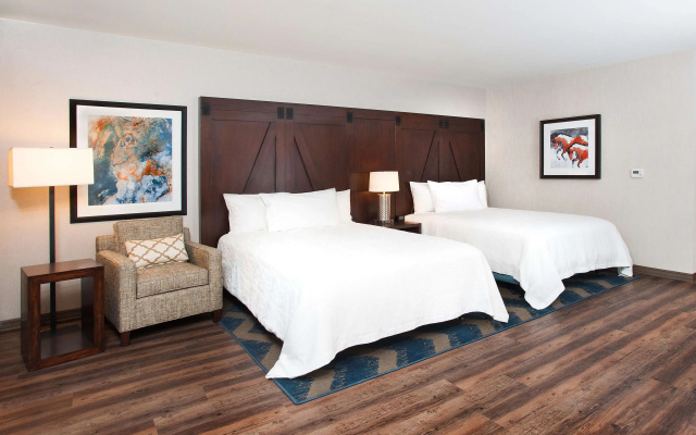photo 3 of Hilton Garden Inn Burbank Los Angeles