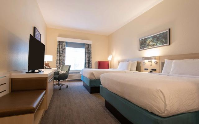 photo 3 of Hilton Garden Inn Calabasas
