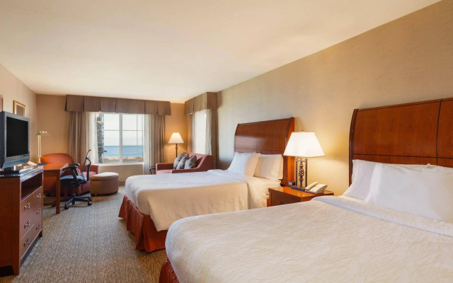 photo 3 of Hilton Garden Inn Carlsbad Beach