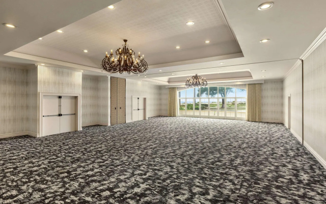 photo 4 of Hilton Garden Inn Carlsbad Beach