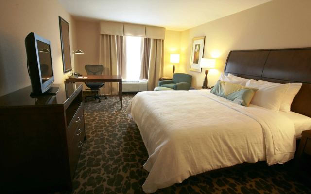 photo 4 of Hilton Garden Inn Charlotte/Concord