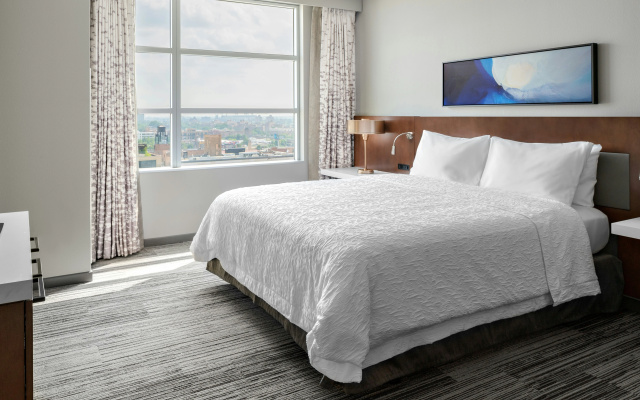 photo 3 of Hilton Garden Inn Chicago McCormick Place