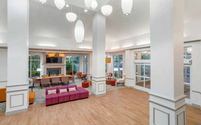 photo 2 of Hilton Garden Inn Cincinnati/Sharonville