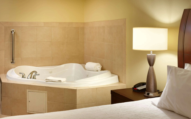 photo 3 of Hilton Garden Inn Clarksville