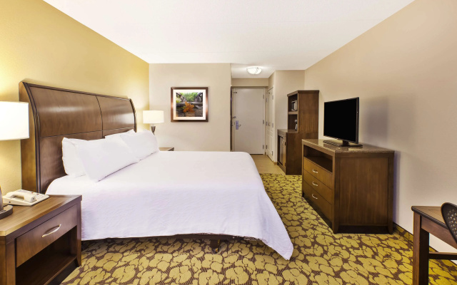 photo 3 of Hilton Garden Inn Cleveland Downtown
