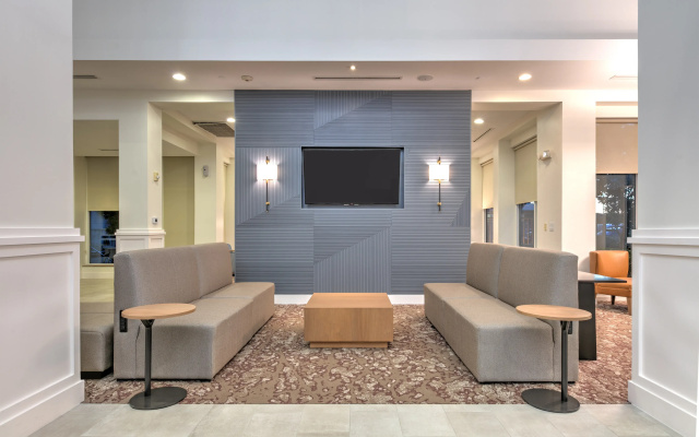 photo 3 of Hilton Garden Inn Dallas/Arlington