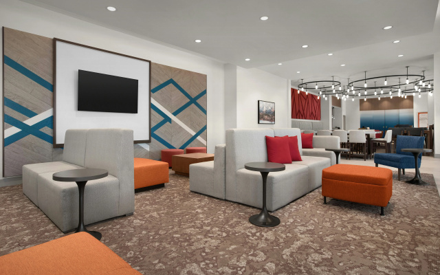 photo 2 of Hilton Garden Inn Denver Airport Tower Road