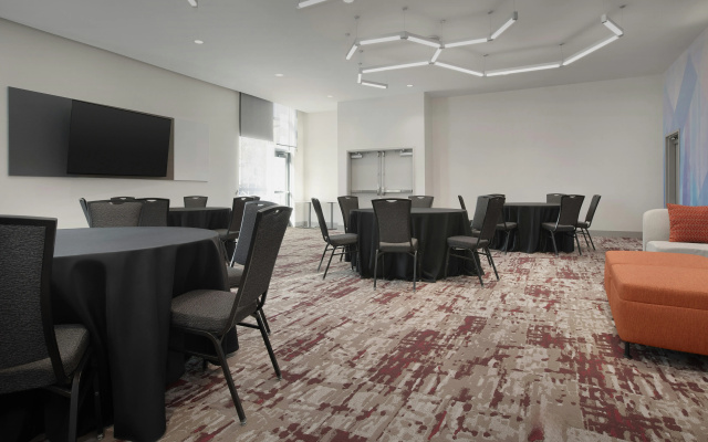 photo 5 of Hilton Garden Inn Denver Airport Tower Road