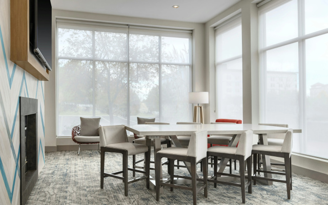 photo 3 of Hilton Garden Inn Denver Airport