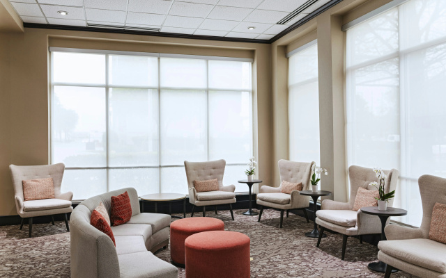 photo 2 of Hilton Garden Inn DFW Airport South