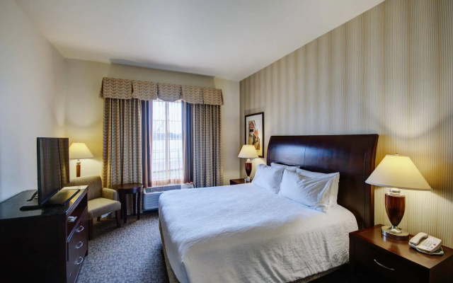 photo 3 of Hilton Garden Inn Granbury