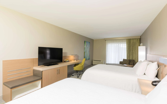 photo 3 of Hilton Garden Inn Grand Rapids East