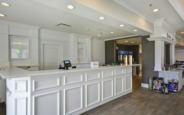 photo 2 of Hilton Garden Inn Gulfport Airport