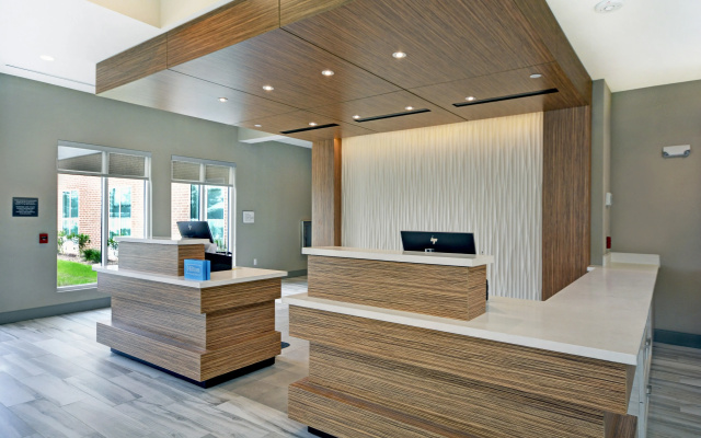photo 4 of Hilton Garden Inn Houston Hobby Airport, TX