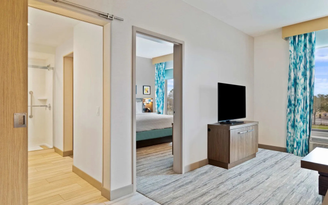 photo 3 of Hilton Garden Inn Houston Medical Center