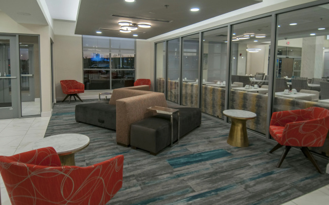 photo 2 of Hilton Garden Inn Jackson/Clinton