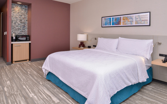 photo 3 of Hilton Garden Inn Kansas City Airport