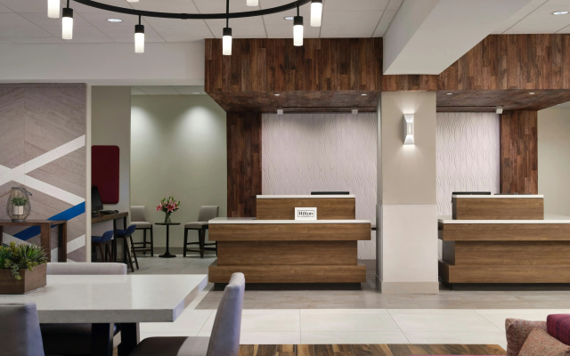 photo 2 of Hilton Garden Inn Las Colinas