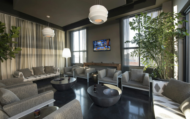 photo 2 of Hilton Garden Inn Louisville Downtown