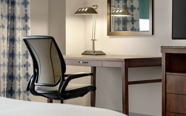 photo 5 of Hilton Garden Inn Louisville Downtown