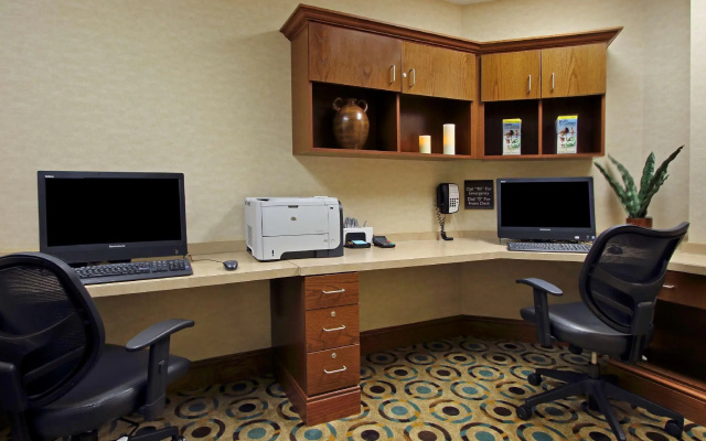 photo 4 of Hilton Garden Inn Miami Airport West